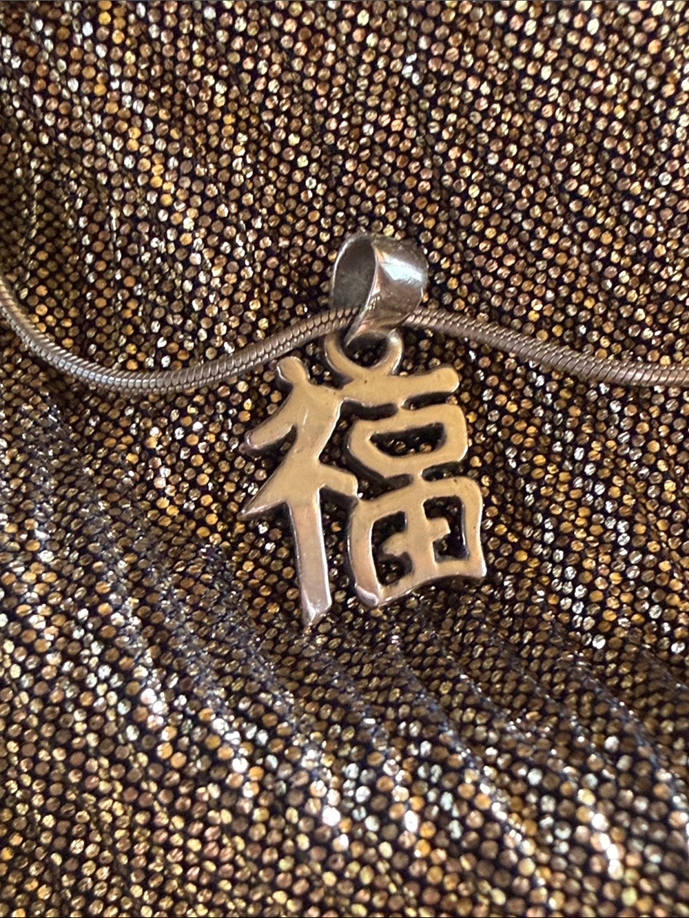 925 “happiness” pendent with an Italian silver chain